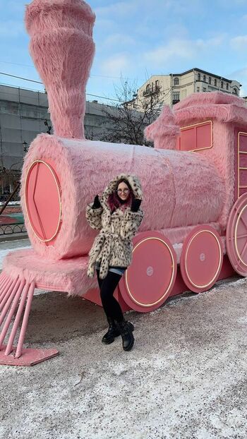 Full leaked Gliese  page private onlyfans photo