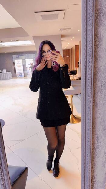 Full leaked Gliese private onlyfans photo