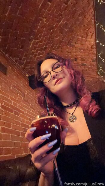 Full leaked Gliese private onlyfans photo