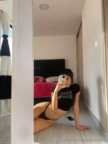 Full leaked Glimmermanace private onlyfans photo