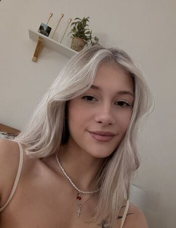 Full leaked Glossybabe page private onlyfans photo