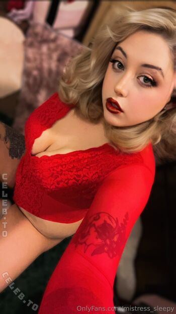 Full leaked Goddess sleepy page private onlyfans photo