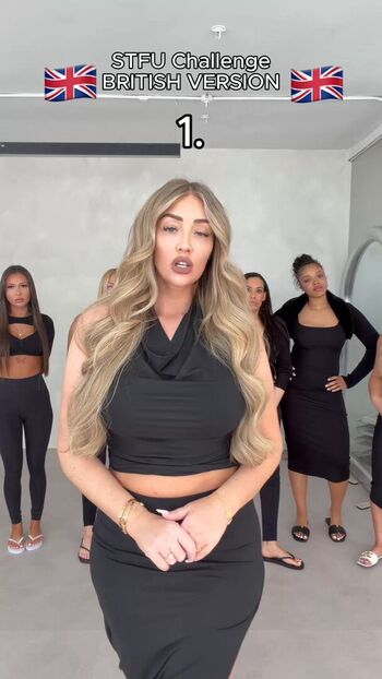 Full leaked Goddesshollyj private onlyfans photo