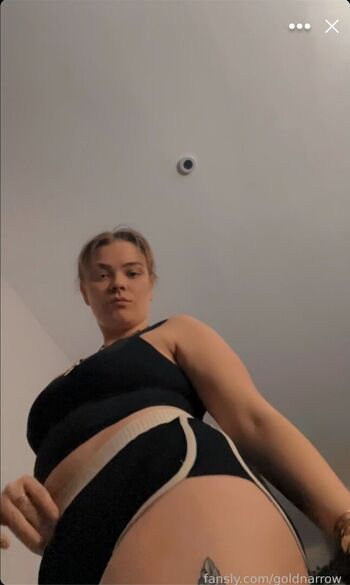 Full leaked Goldnarrow page private onlyfans photo