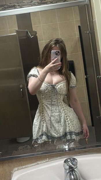 Full leaked Gonkgonk page private onlyfans photo