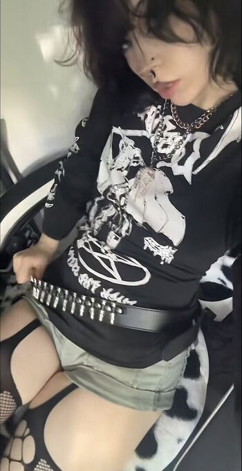 Full leaked Gothpimpbitcxh private onlyfans photo