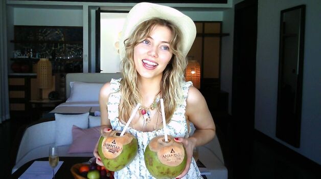 Full leaked Grace van dien private onlyfans photo