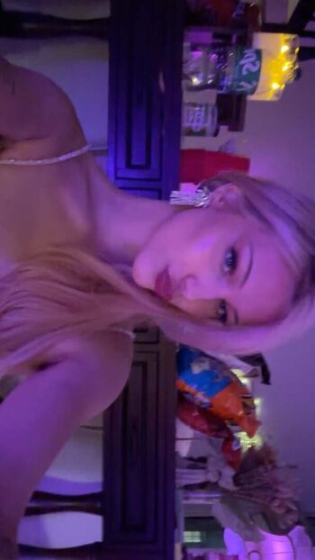 Full leaked Grace vanderwaal private onlyfans photo