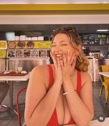 Full leaked Graceivesu private onlyfans photo