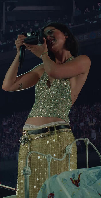 Full leaked Gracie abrams private onlyfans photo