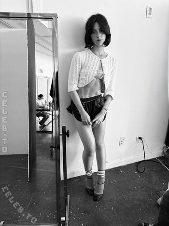Full leaked Gracie abrams private onlyfans photo