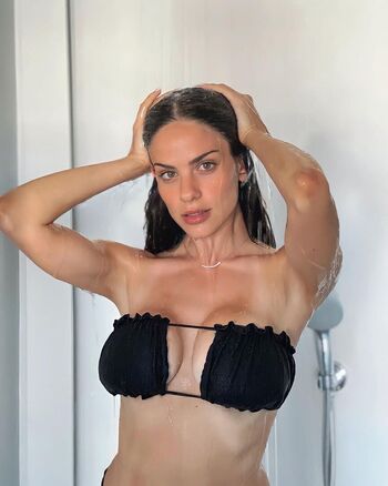 Full leaked Greek girls page private onlyfans photo