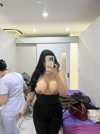 Full leaked Gresaids private onlyfans photo