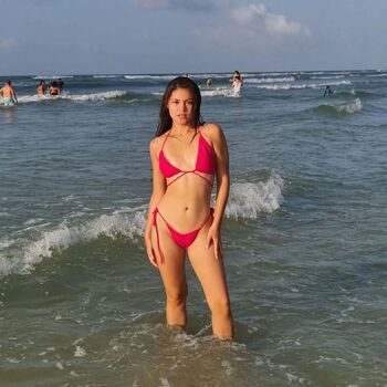 Full leaked Guimaraess private onlyfans photo