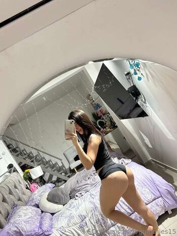 Gummies15 Or Saralia