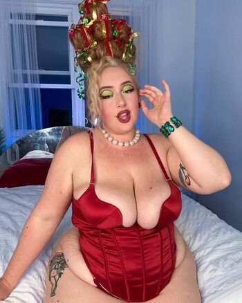 Full leaked Gwen adora private onlyfans photo