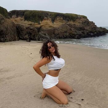 Full leaked Gwenny  page private onlyfans photo