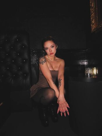 Full leaked Gwenthedancer private onlyfans photo