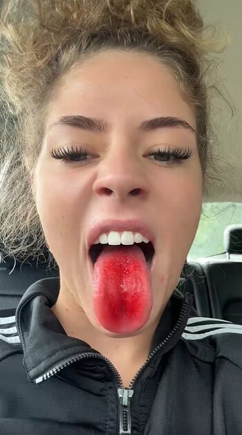 Full leaked Gwgwmfgyu private onlyfans photo