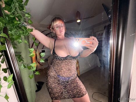 Full leaked Gwy ther private onlyfans photo