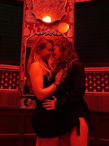 Full leaked Haileeandkendra private onlyfans photo