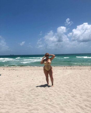 Full leaked Hailey brown private onlyfans photo