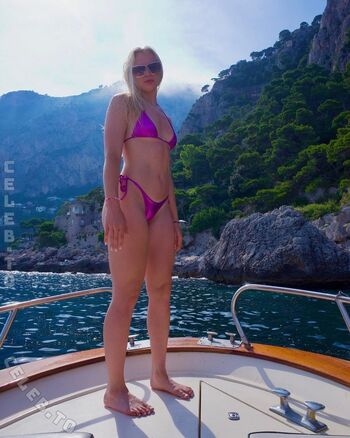 Full leaked Hailey van lith page private onlyfans photo