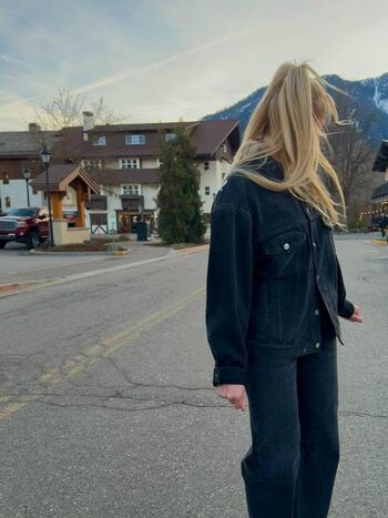 Full leaked Hailey van lith private onlyfans photo