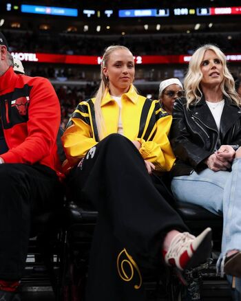 Full leaked Hailey van lith private onlyfans photo