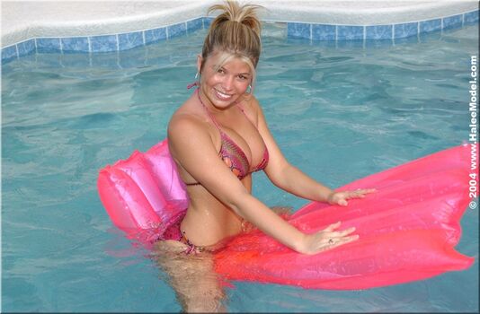 Full leaked Halee model page private onlyfans photo