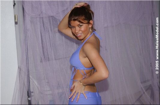 Full leaked Halee model page private onlyfans photo