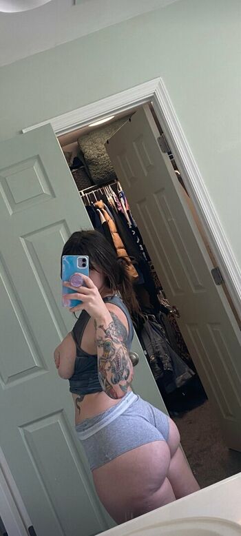Full leaked Haleylale private onlyfans photo