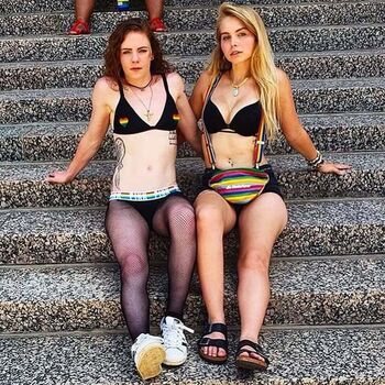 Full leaked Halieeandkendra private onlyfans photo