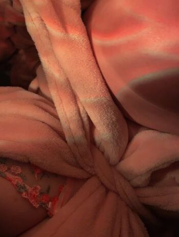 Full leaked Halola private onlyfans photo