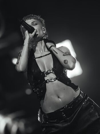 Full leaked Halsey page private onlyfans photo