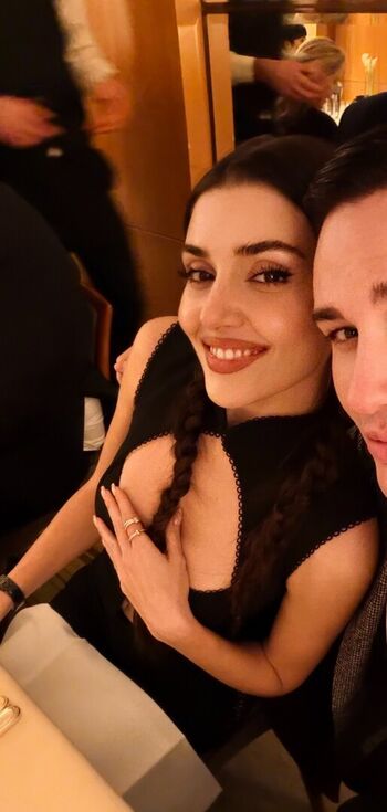 Full leaked Hande ercel private onlyfans photo