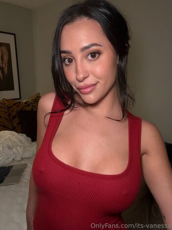 Full leaked Hangoutwithvanessa private onlyfans photo