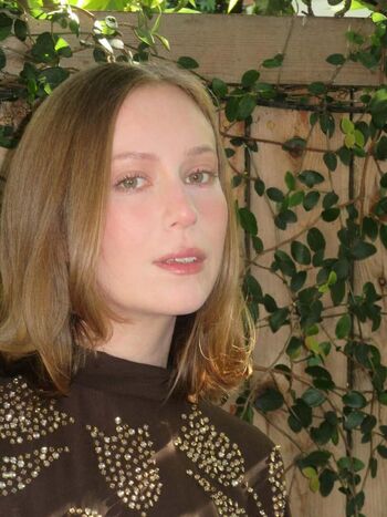 Hannah Einbinder
