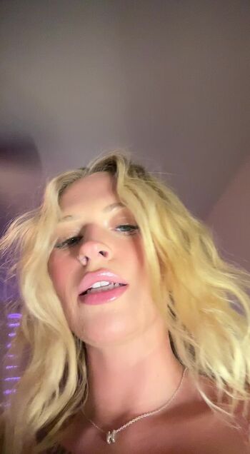 Full leaked Hannah grace page private onlyfans photo