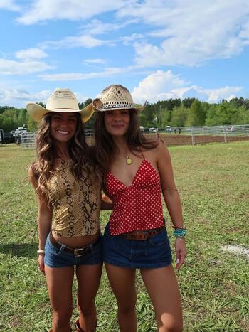 Full leaked Hannah schlenker page private onlyfans photo