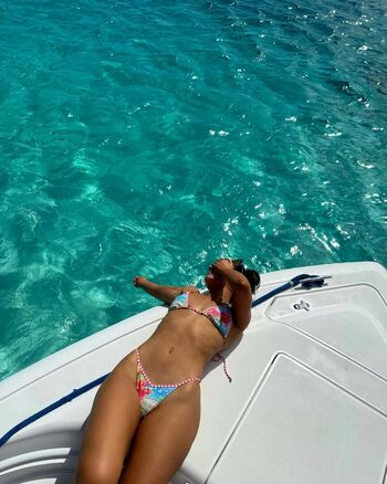 Full leaked Hannah schlenker page private onlyfans photo