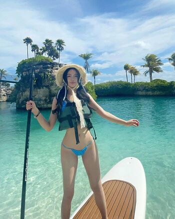 Full leaked Hannahxu private onlyfans photo