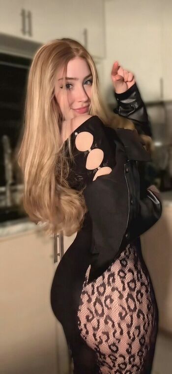 Full leaked Hannapunzell  page private onlyfans photo