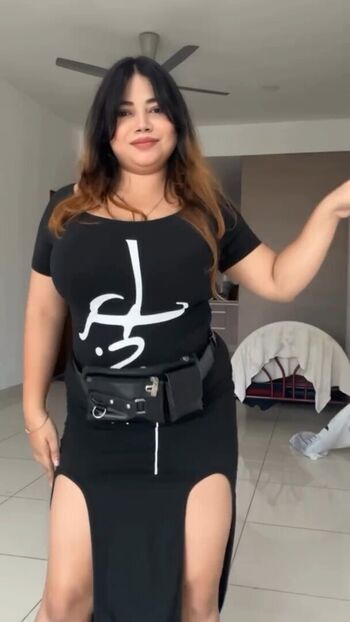 Full leaked Hanswahini page private onlyfans photo