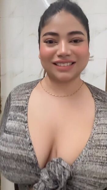 Full leaked Hanswahini private onlyfans photo