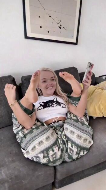 Full leaked Harleemelons private onlyfans photo