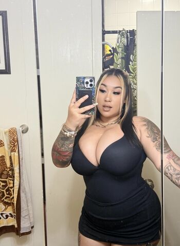 Full leaked Hawaii baddies  page private onlyfans photo