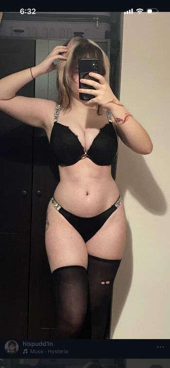 Full leaked Healslt private onlyfans photo