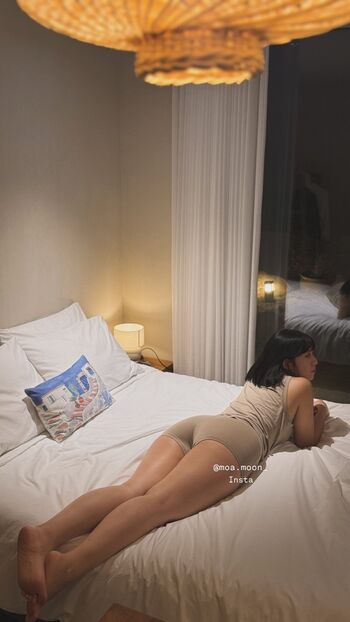 Full leaked Heeheemoon page private onlyfans photo