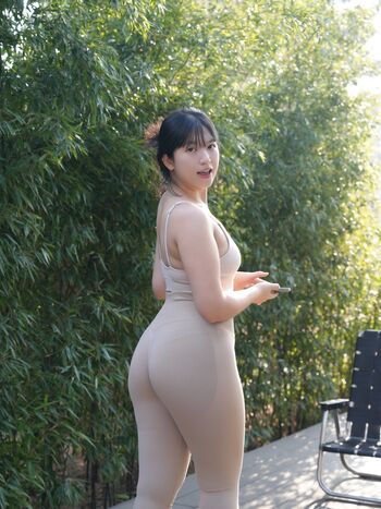 Full leaked Heeheemoon private onlyfans photo